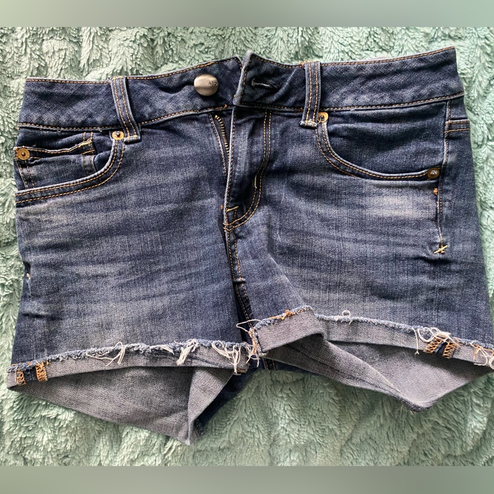 AMERICAN EAGLE DENIM JEAN SHORTS